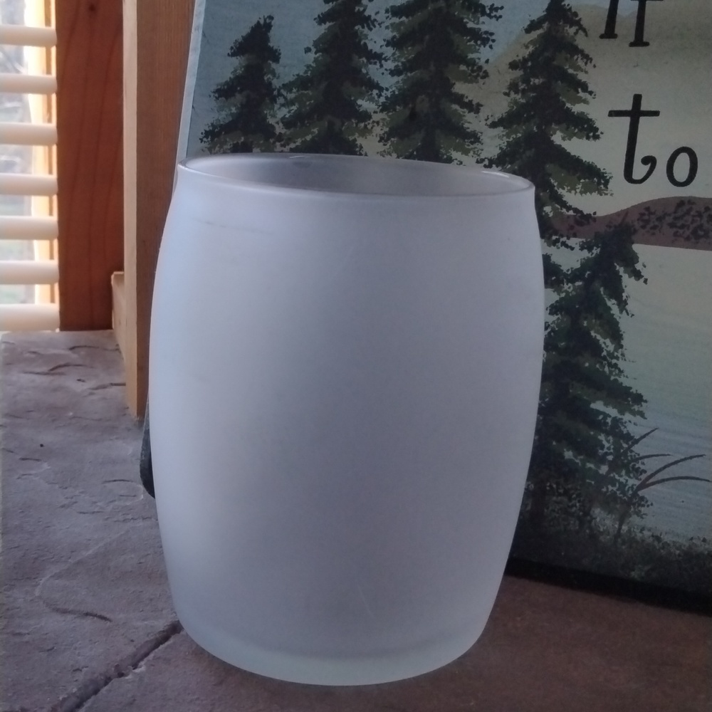 Tealight holder